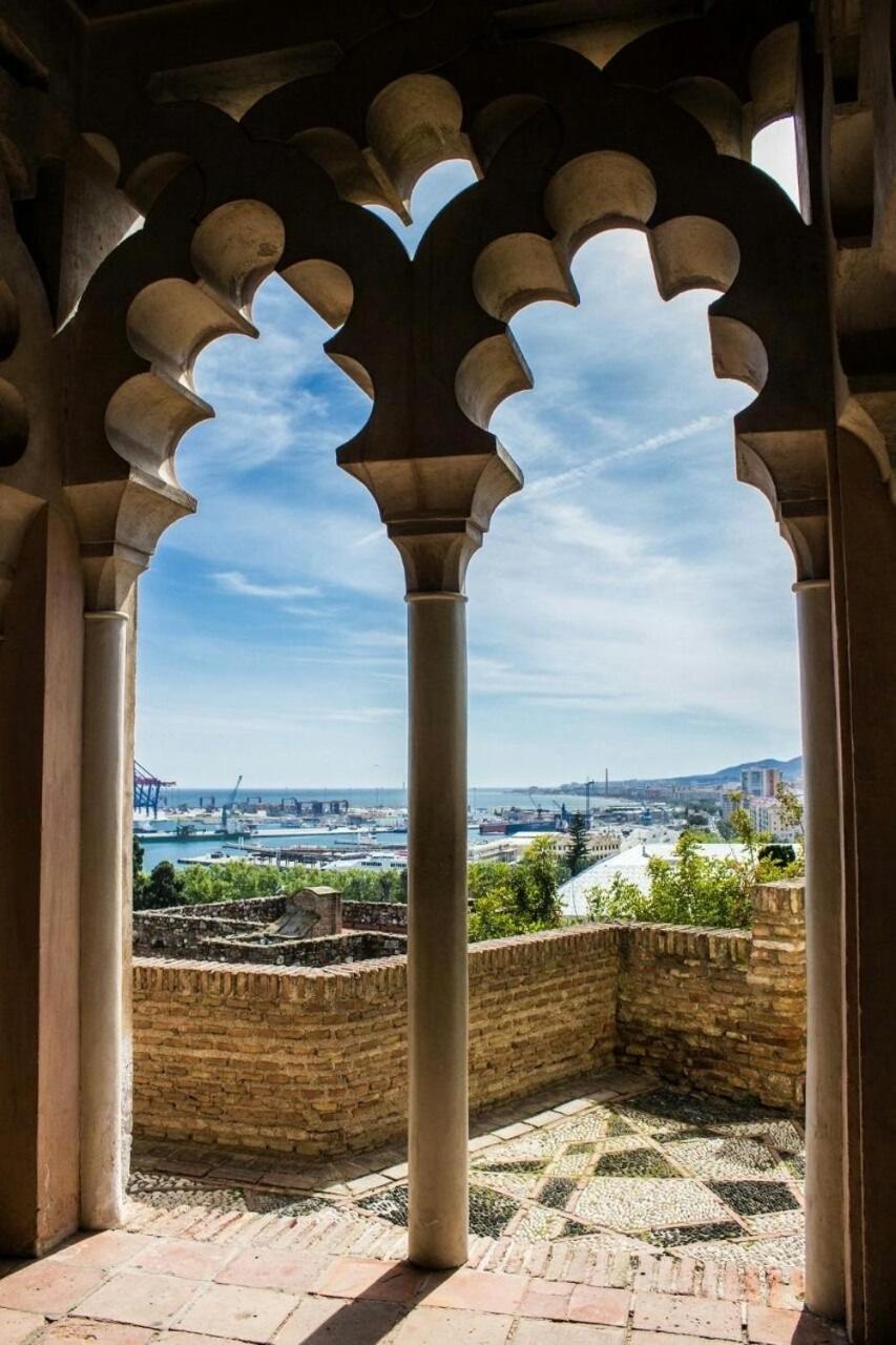 La Bella Escondida Piscina Campo De Golf Solarium Y Parking En Centro Historico Διαμέρισμα Μάλαγα Εξωτερικό φωτογραφία