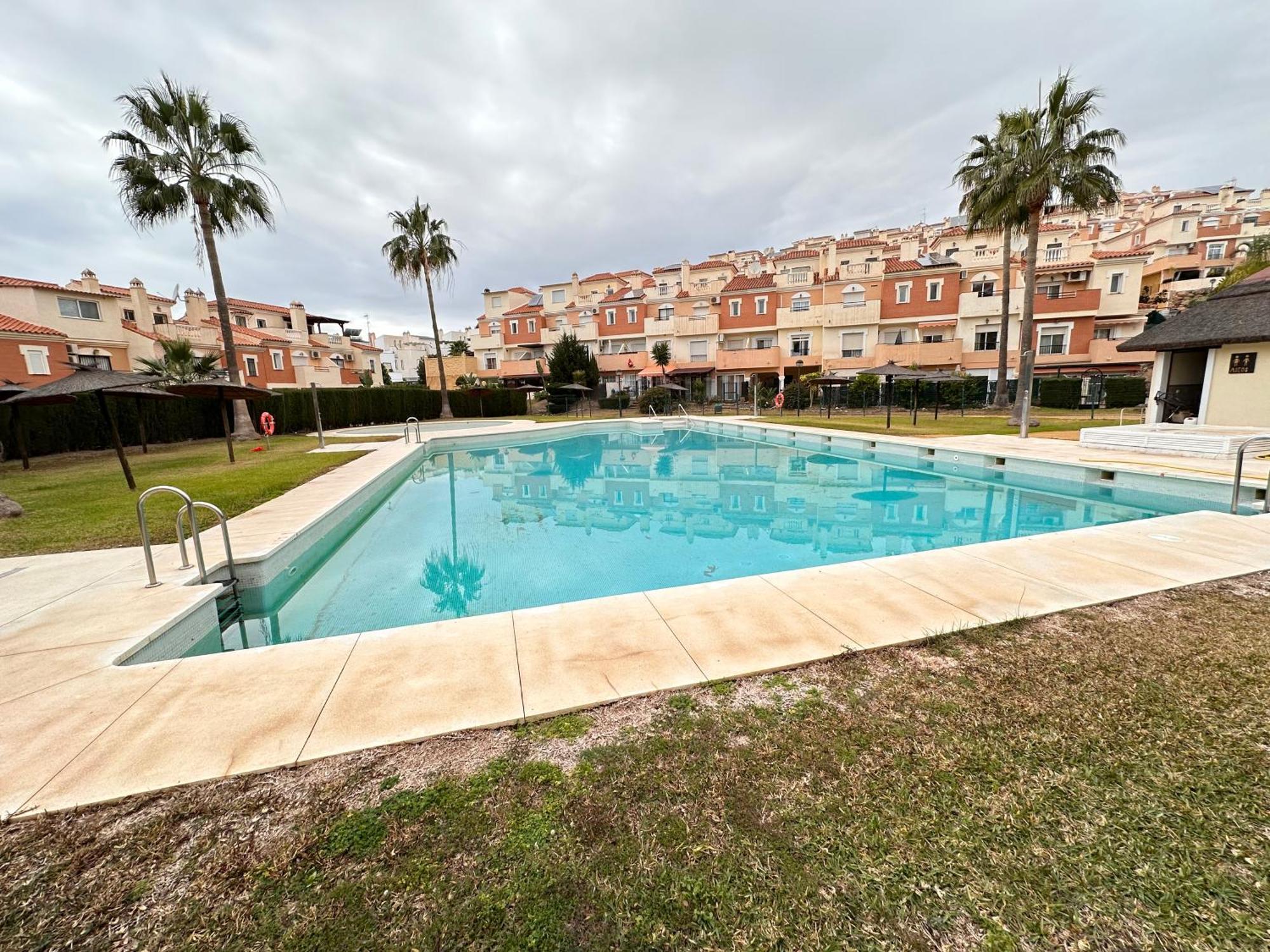 La Bella Escondida Piscina Campo De Golf Solarium Y Parking En Centro Historico Διαμέρισμα Μάλαγα Εξωτερικό φωτογραφία