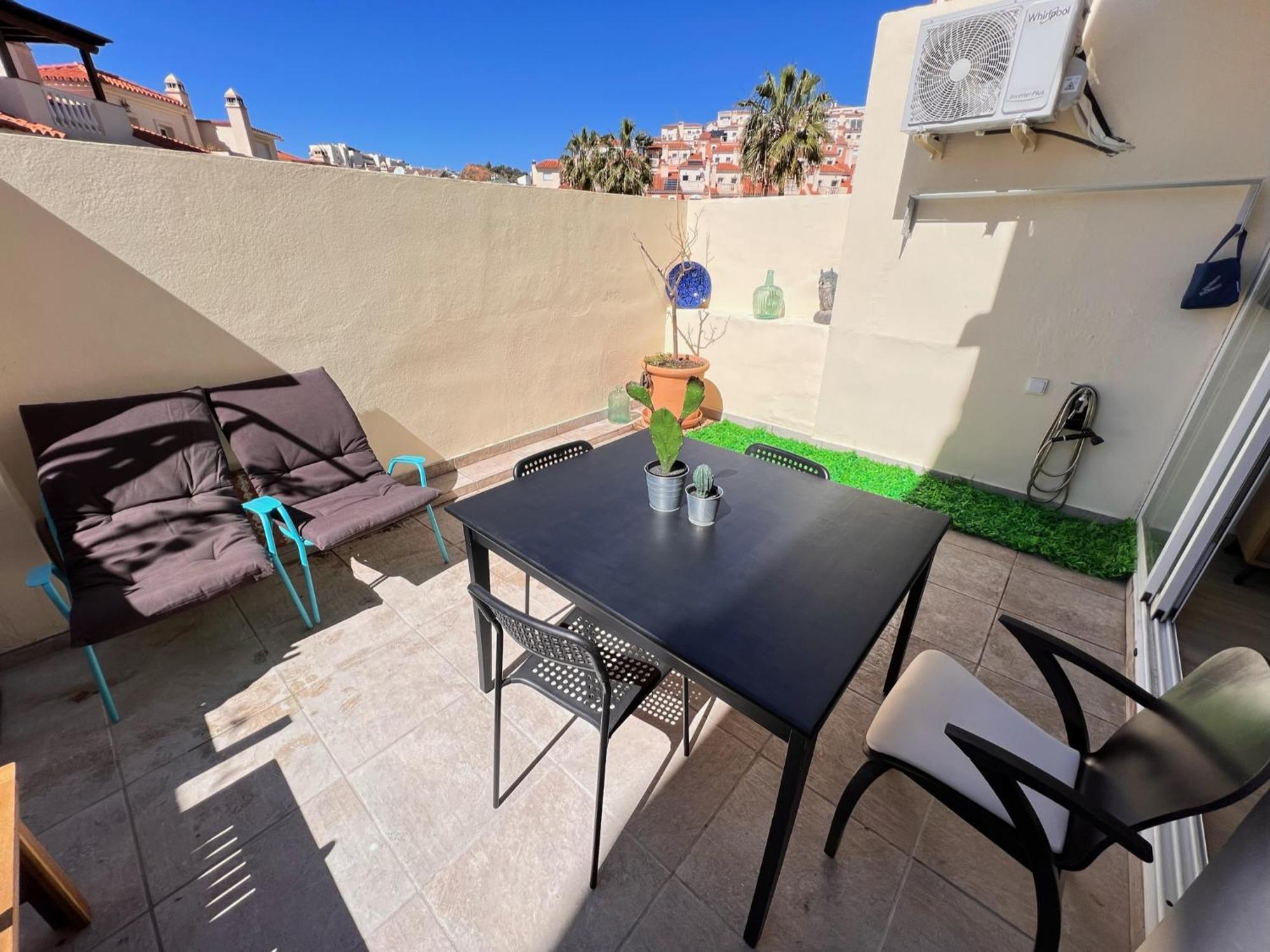 La Bella Escondida Piscina Campo De Golf Solarium Y Parking En Centro Historico Διαμέρισμα Μάλαγα Εξωτερικό φωτογραφία